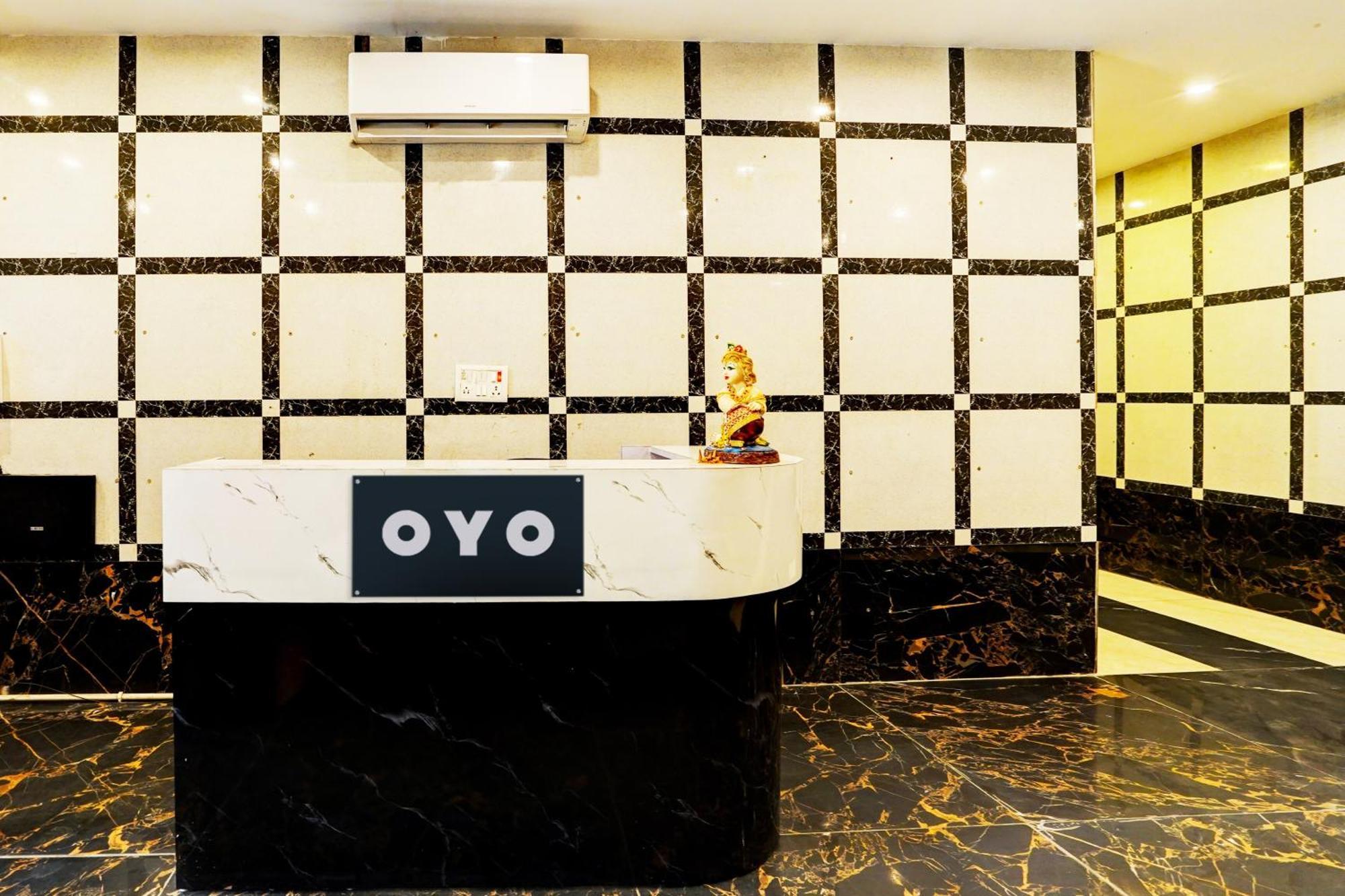 Hotel O Blue Vibes Meerut Esterno foto